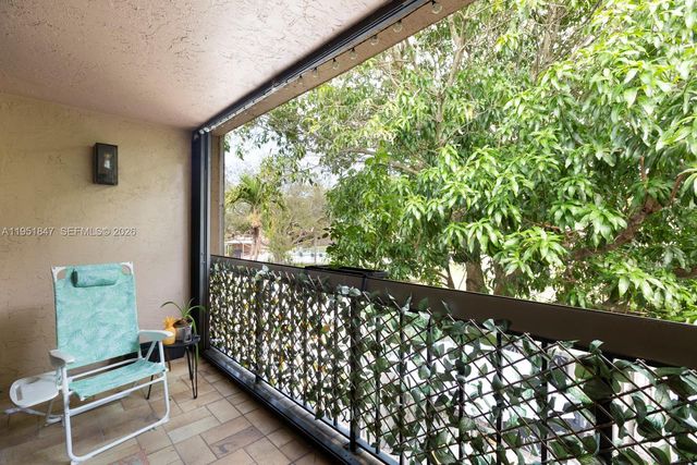 20537 NE 6th Ct, Miami, FL 33179