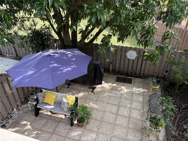 20537 NE 6th Ct, Miami, FL 33179