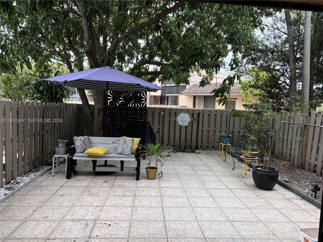 20537 NE 6th Ct, Miami, FL 33179