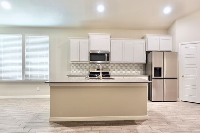 6 Los Campos Dr., Odessa, TX 79765