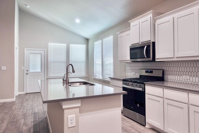 6 Los Campos Dr., Odessa, TX 79765