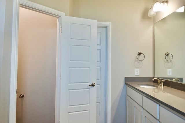 6 Los Campos Dr., Odessa, TX 79765