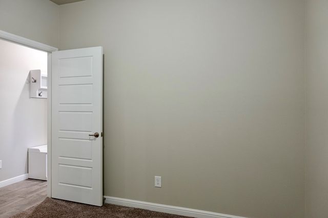 6 Los Campos Dr., Odessa, TX 79765