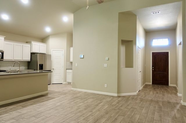 6 Los Campos Dr., Odessa, TX 79765