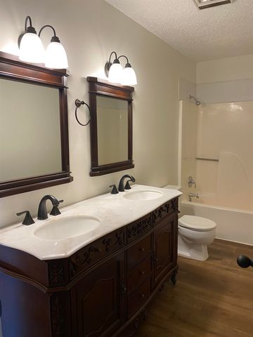 274 Monarch Dr, Houma, LA 70364