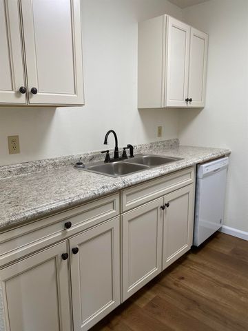 274 Monarch Dr, Houma, LA 70364