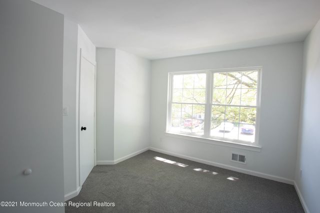 23 Karen Drive, Tinton Falls, NJ 07753