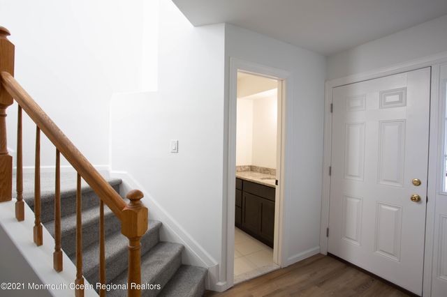 23 Karen Drive, Tinton Falls, NJ 07753