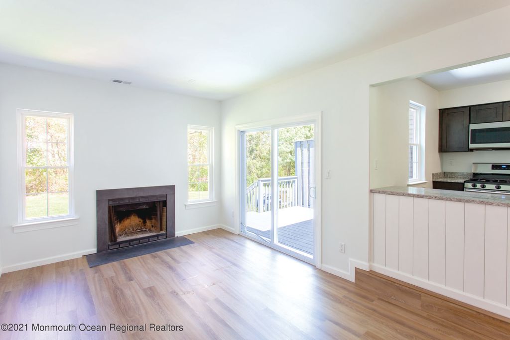 23 Karen Drive, Tinton Falls, NJ 07753