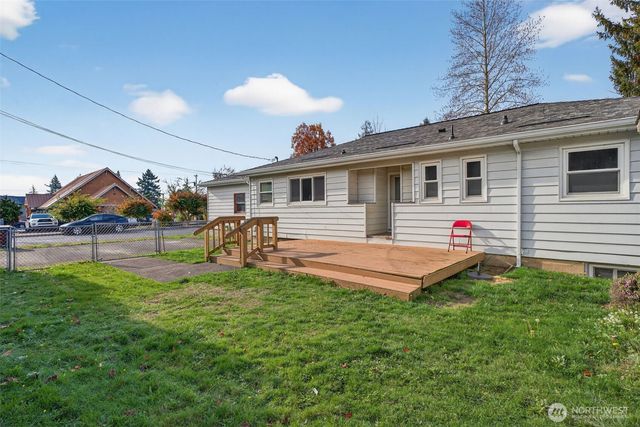 608 12th Street, Washougal, WA 98671