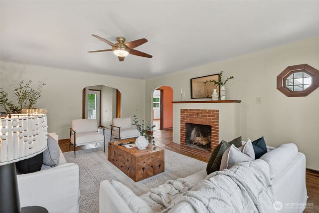 608 12th Street, Washougal, WA 98671