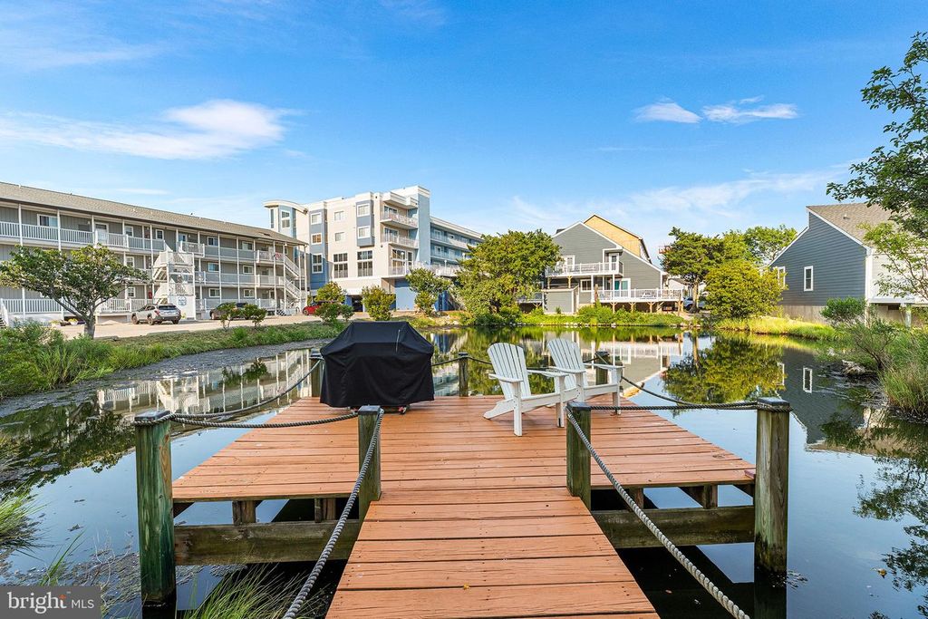 124 75TH ST #201, Ocean City, MD 21842