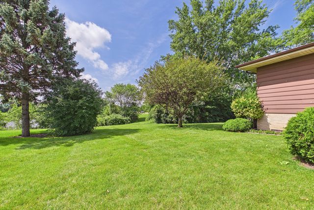 3529 Burgess Place, Darien, IL 60561