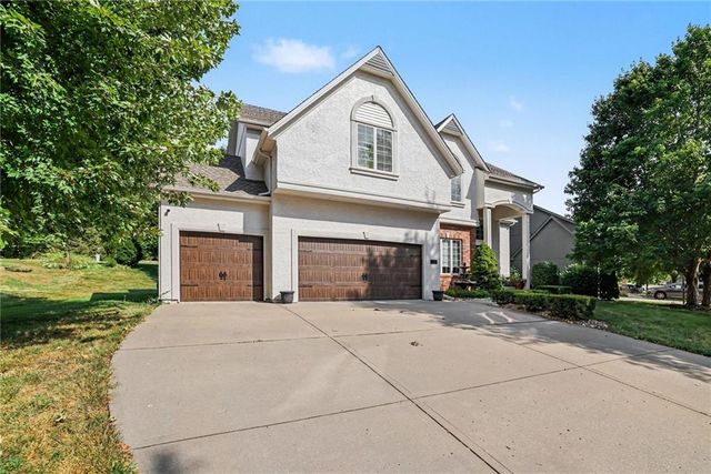 8509 N Eastern Avenue, Kansas City, MO 64157