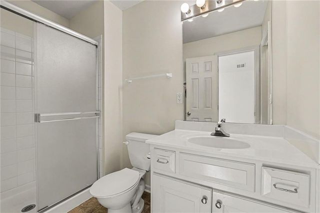 8509 N Eastern Avenue, Kansas City, MO 64157