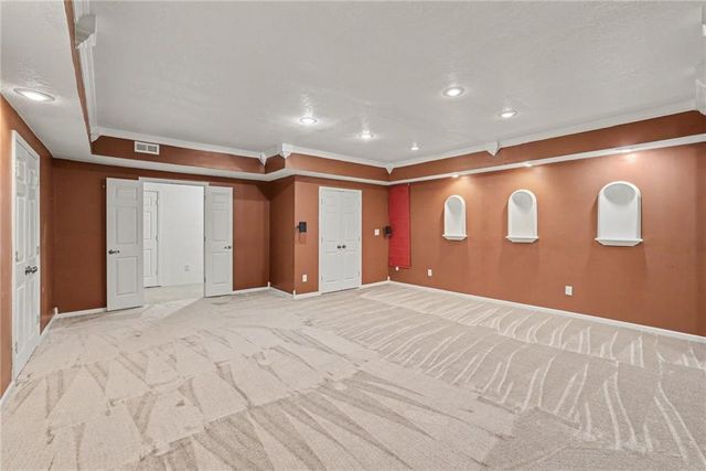 8509 N Eastern Avenue, Kansas City, MO 64157