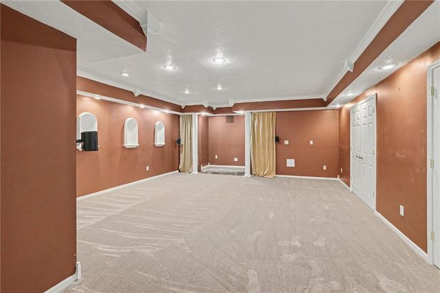 8509 N Eastern Avenue, Kansas City, MO 64157