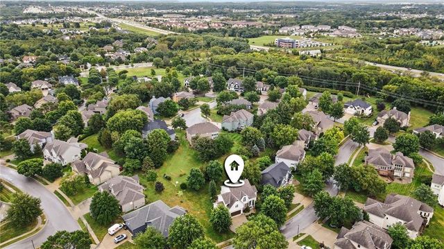 8509 N Eastern Avenue, Kansas City, MO 64157