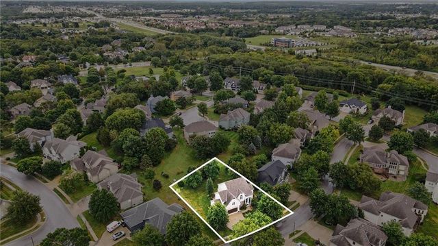 8509 N Eastern Avenue, Kansas City, MO 64157