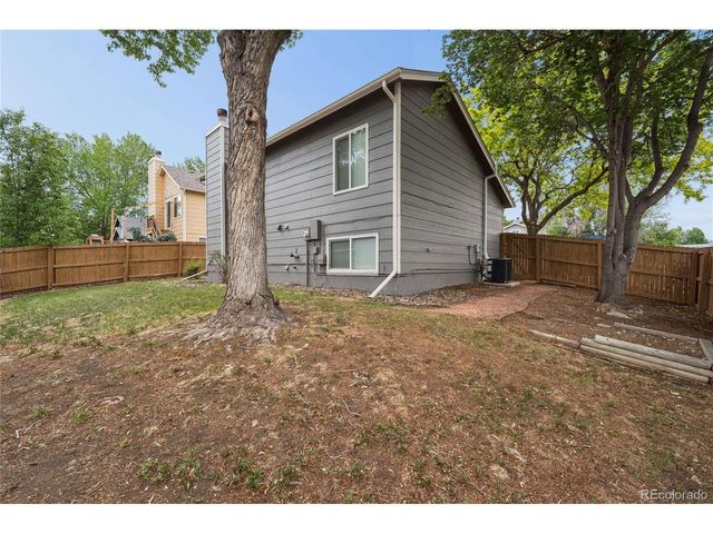 3734 Canterbury Cir, Broomfield, CO 80020