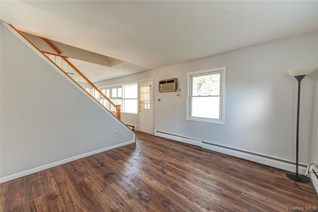 54 Ramble Lane, Levittown, NY 11756