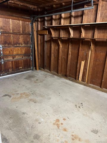 54 Ramble Lane, Levittown, NY 11756