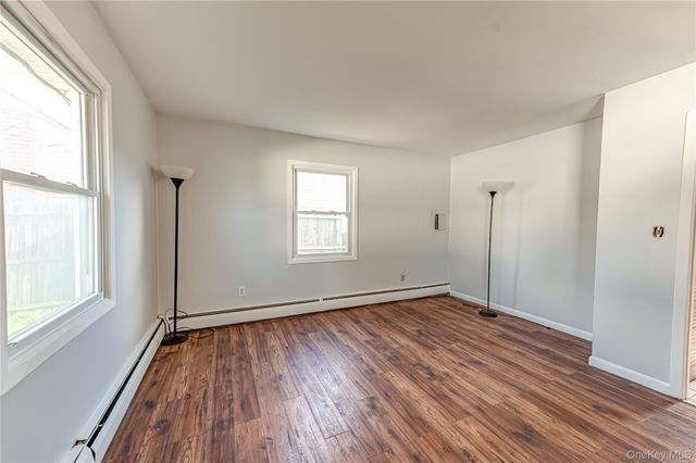 54 Ramble Lane, Levittown, NY 11756