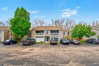 3101 Poplar Creek Drive SE 302, Grand Rapids, MI 49512