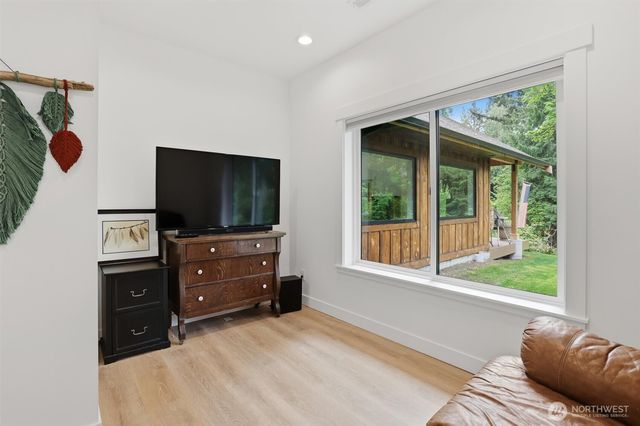 1815 Sunday Lake Road, Stanwood, WA 98292