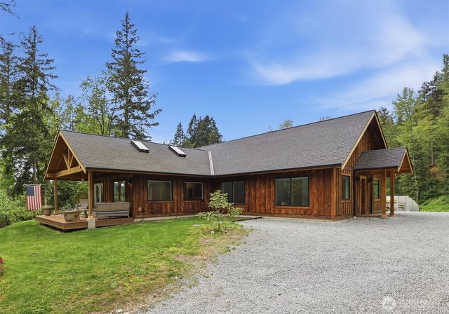 1815 Sunday Lake Road, Stanwood, WA 98292