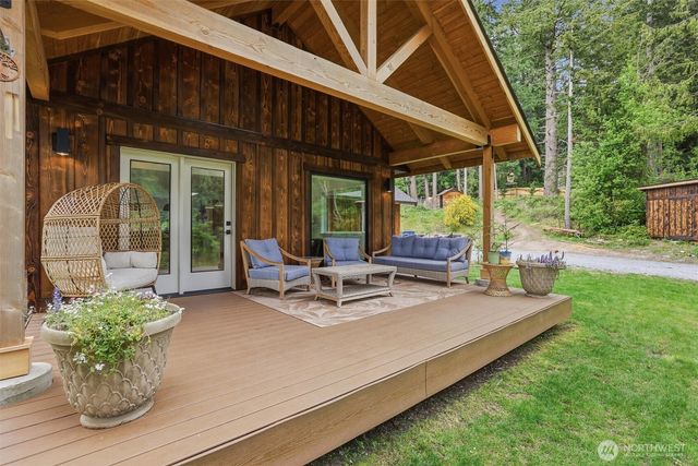 1815 Sunday Lake Road, Stanwood, WA 98292