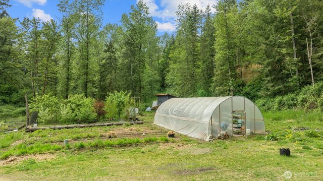 1815 Sunday Lake Road, Stanwood, WA 98292