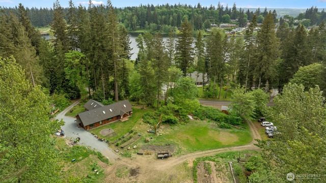 1815 Sunday Lake Road, Stanwood, WA 98292