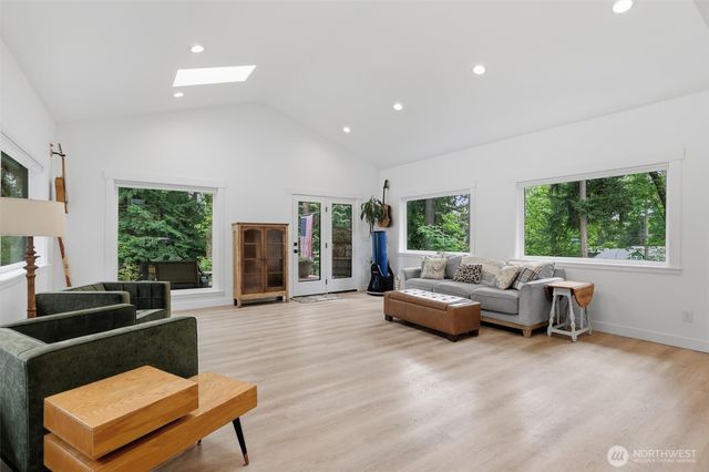 1815 Sunday Lake Road, Stanwood, WA 98292