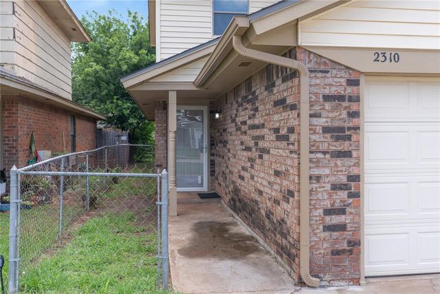 2310 Cedar Brook Drive, Moore, OK 73160
