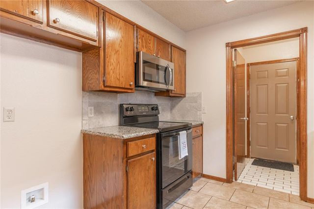 2310 Cedar Brook Drive, Moore, OK 73160