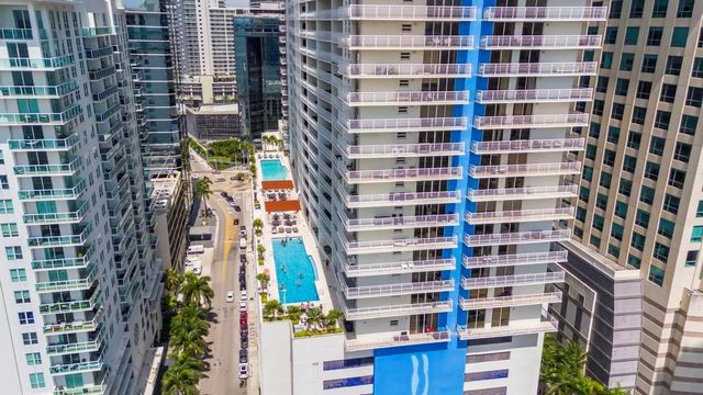 1200 Brickell Bay Drive 3906, Miami, FL 33131