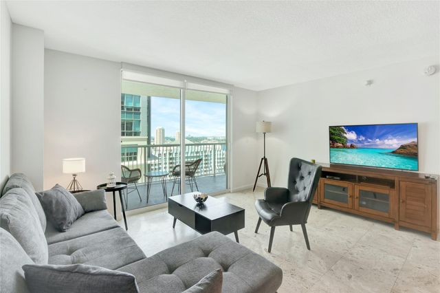 1200 Brickell Bay Drive 3906, Miami, FL 33131