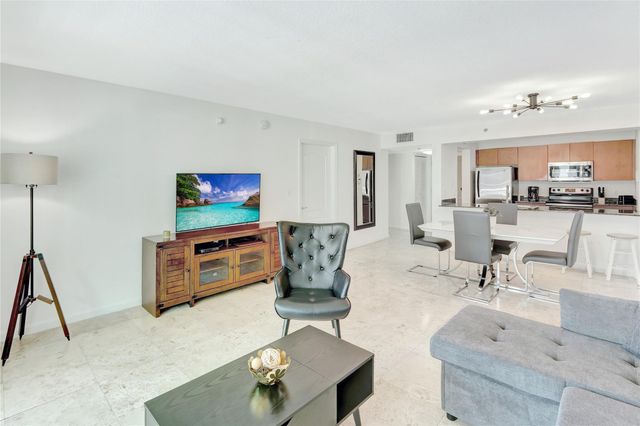 1200 Brickell Bay Drive 3906, Miami, FL 33131