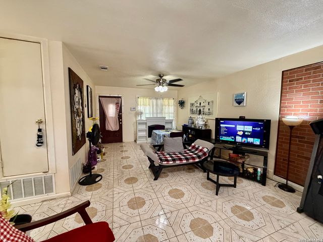 223 Zabra, San Antonio, TX 78227