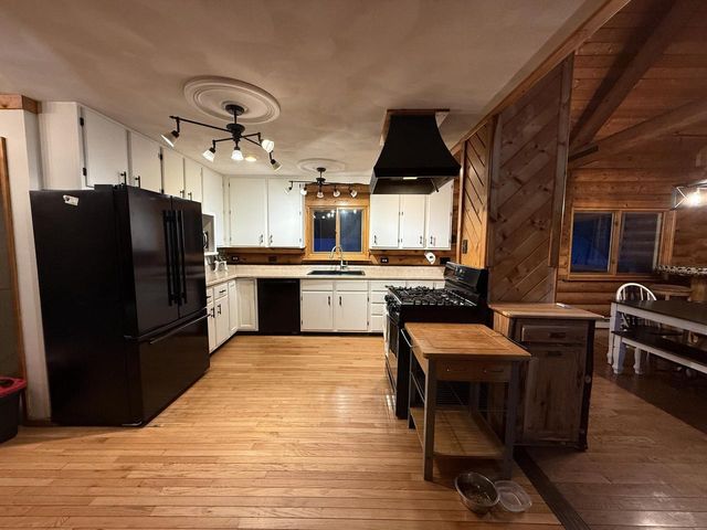 22450 Kodiak ROAD, Kendall, WI 54638