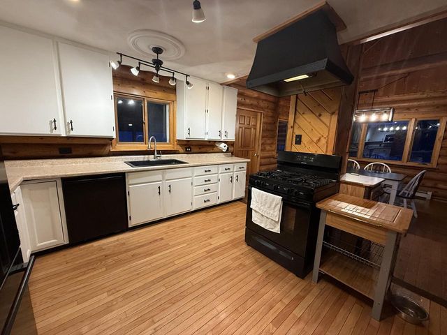 22450 Kodiak ROAD, Kendall, WI 54638