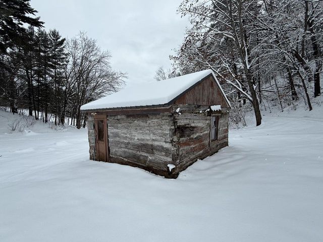 22450 Kodiak ROAD, Kendall, WI 54638