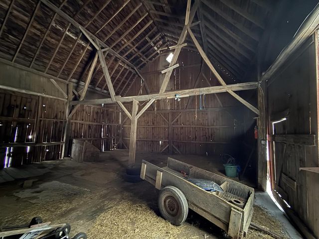 22450 Kodiak ROAD, Kendall, WI 54638