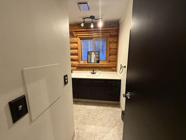 22450 Kodiak ROAD, Kendall, WI 54638