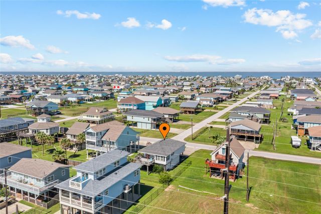 21531 Zachary Drive, Galveston, TX 77554