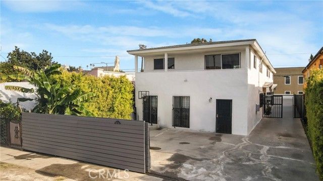 2806 S Norton, Los Angeles, CA 90018