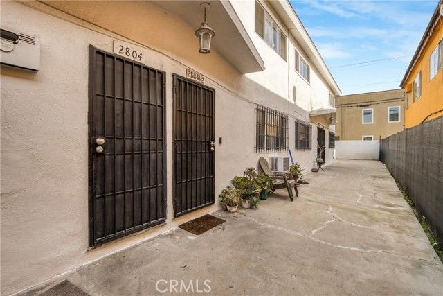 2806 S Norton, Los Angeles, CA 90018
