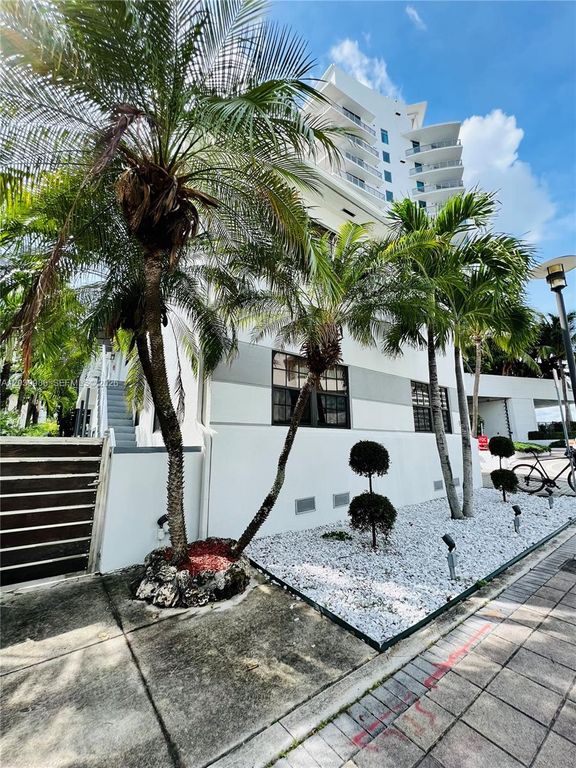 1470 Lincoln Terrace 2, Miami Beach, FL 33139