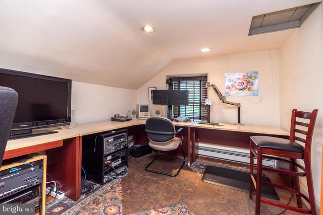 424 DRESHER RD, Horsham, PA 19044